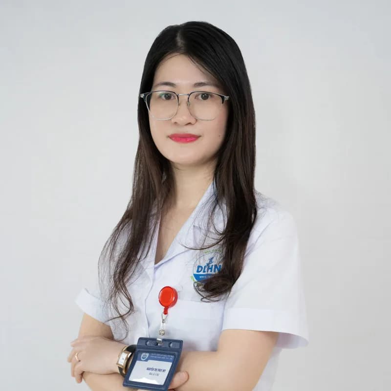 Bác sĩ Thùy My